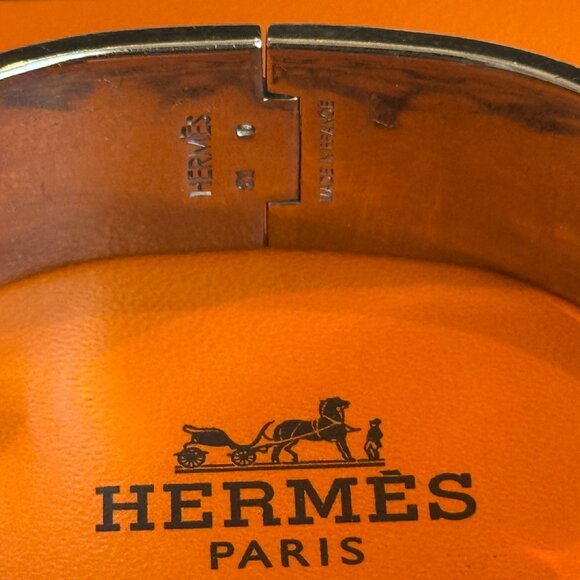 Hermes Enamel Wide Clic Clac H Bracelet GM Black with Box - Picture 3 of 15